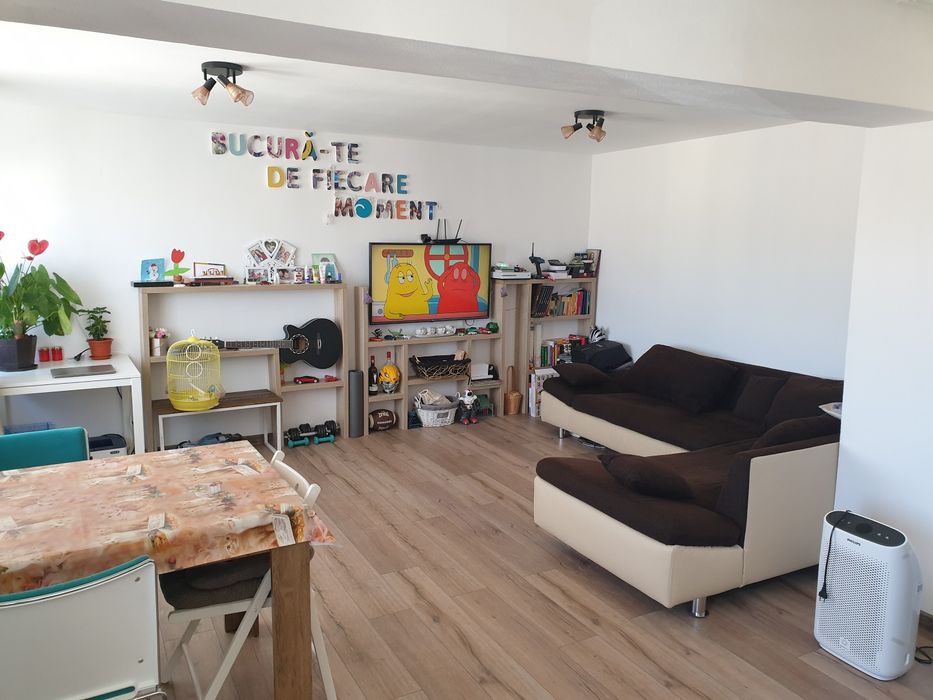 Apartament 3 camere decomandat — fotografia 1