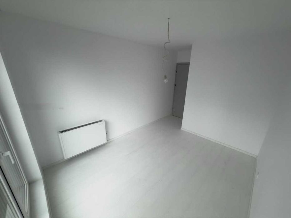 Дава се под наем Тристаен апартамент в София, Банишора - 94 кв.м за 650 € - Снимка #5