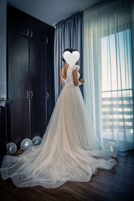 Vand rochie de mireasa