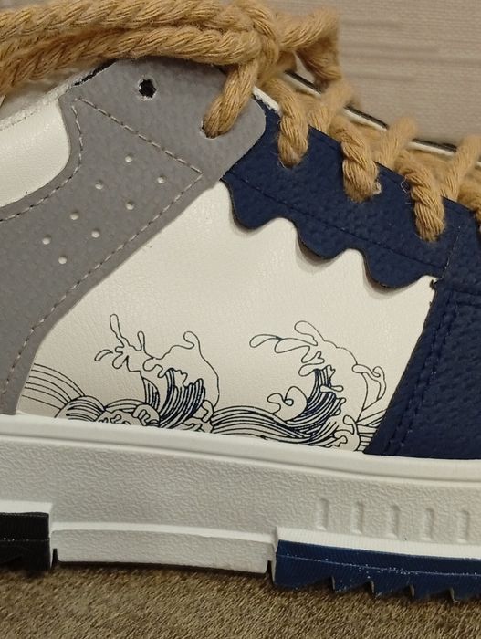 Продам кроссовки FASHION