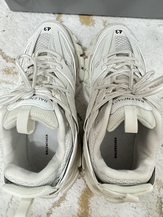 Balenciaga track Albi