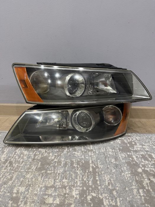 Фары на Hyundai Sonata