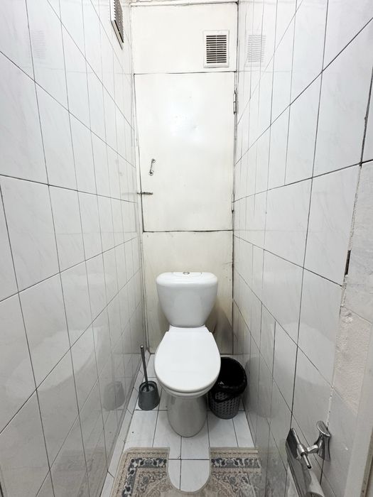 Продается 4 комнатная квартира.Мирзо Улугбекский район.Массив Карасу-6