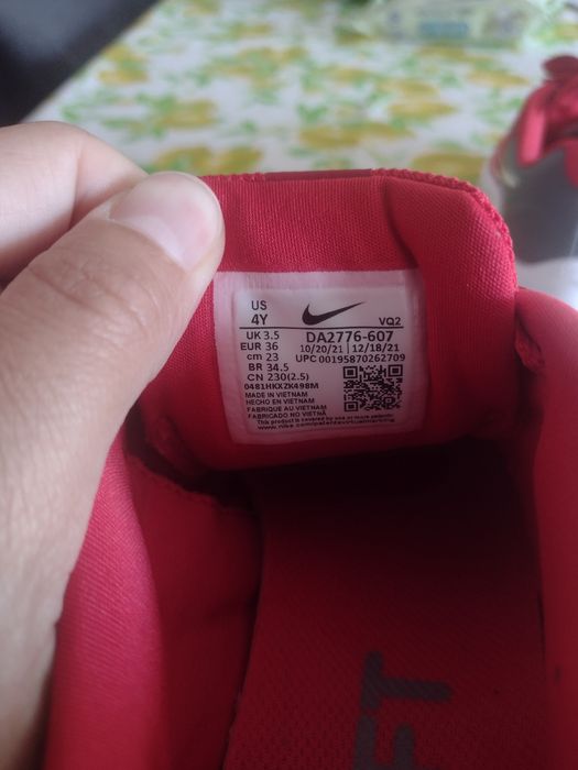 Маратонки Nike унисекс