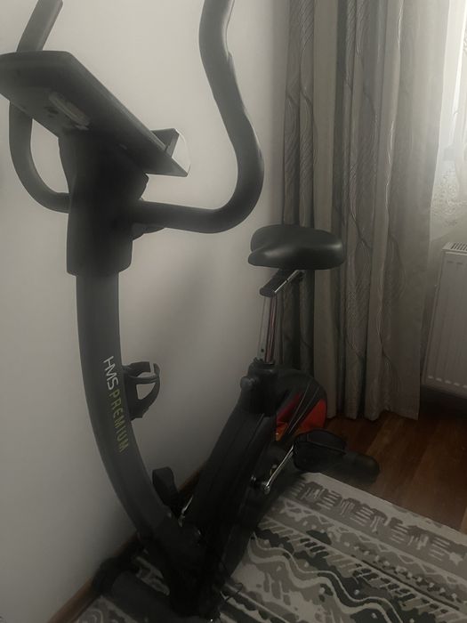 Se vinde urgent M1820i