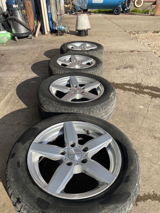 Продавам джанти за BMW 5*120 ET 31 16 ски