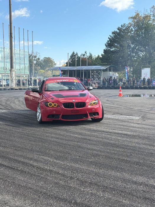 Bmw e92 335i drift