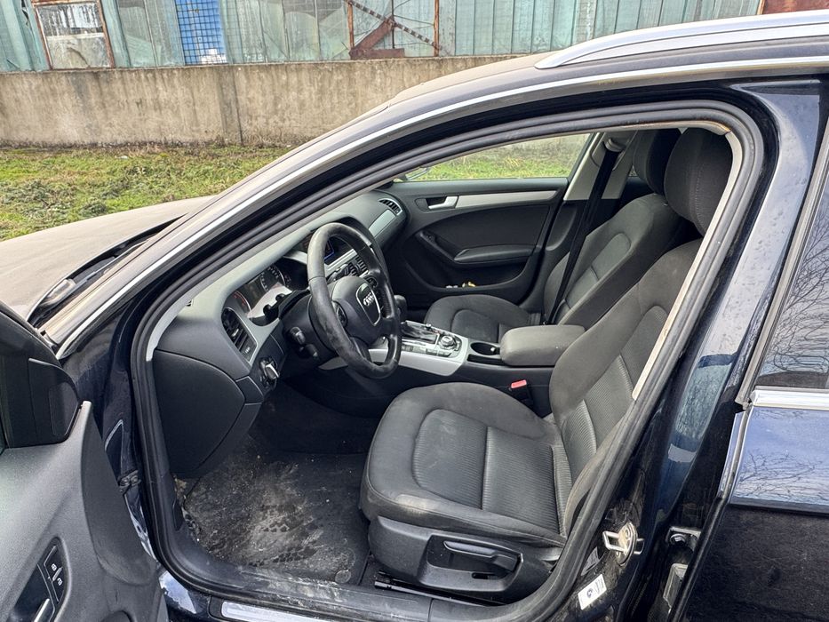 Audi A4 B8 2011 avariat