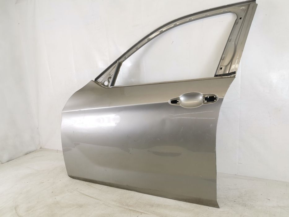Ляв преден капак / Lqv preden kapak BMW X1 E84 Оригинален, в добро със