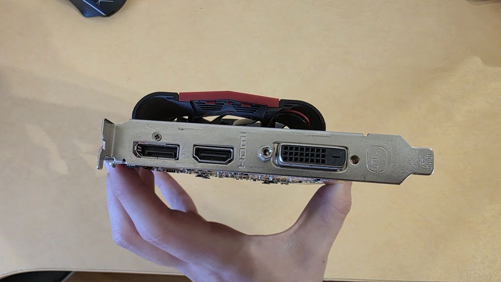 Видеокарта 1050TI