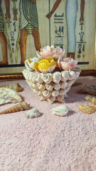Ваза сувенир из ракушек моря.