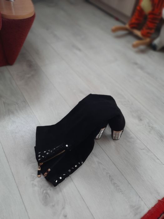 Продам сапоги весна