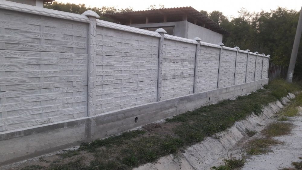 Producator Gard beton armat garantie 10 ani