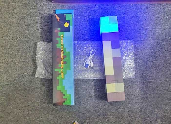 Mineсraft. Майнкрафт. 4-х цветный фонарь, светильник, факел