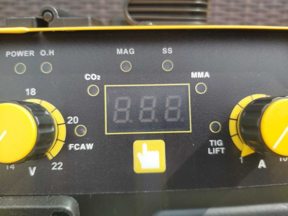 2в1 250А Електрожен + Телоподаващо Инверторно с дисплей с евро букса