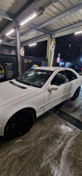 MERCEDES-BENZ C-Class 0 — imagine 5