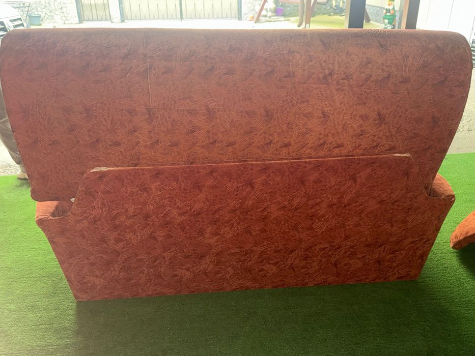 Pat extensibil cu ladă de depozitare – 800 lei