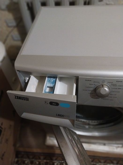 Продаётся  стиральная машинка ZANUSSIв хорошем состоянии