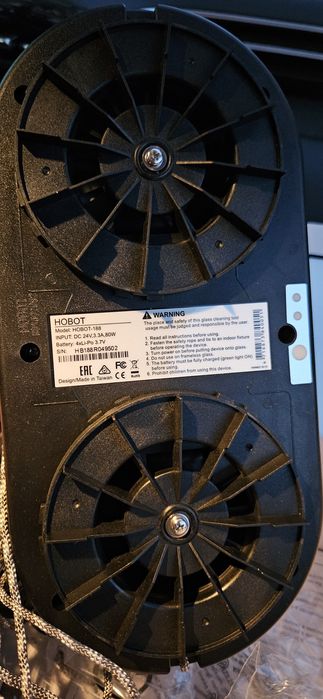 Продам робота мойщика окон