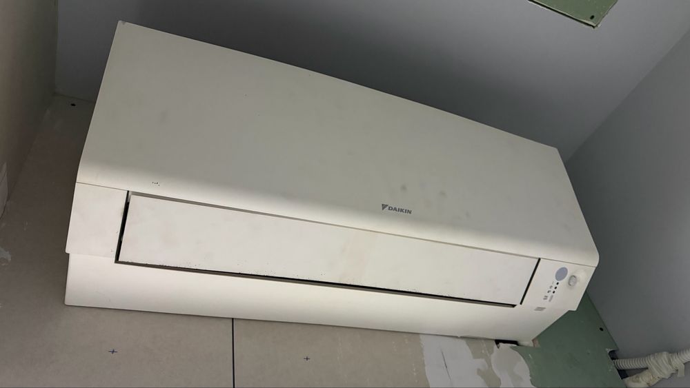 Aer conditionatt Daikin multi inverter R32 pentru 5 posturi