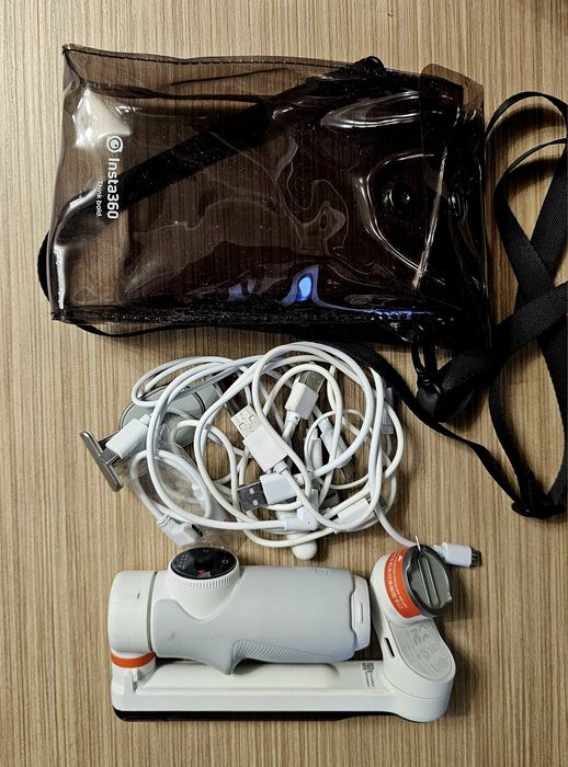 Стабилизатор Insta 360 flow