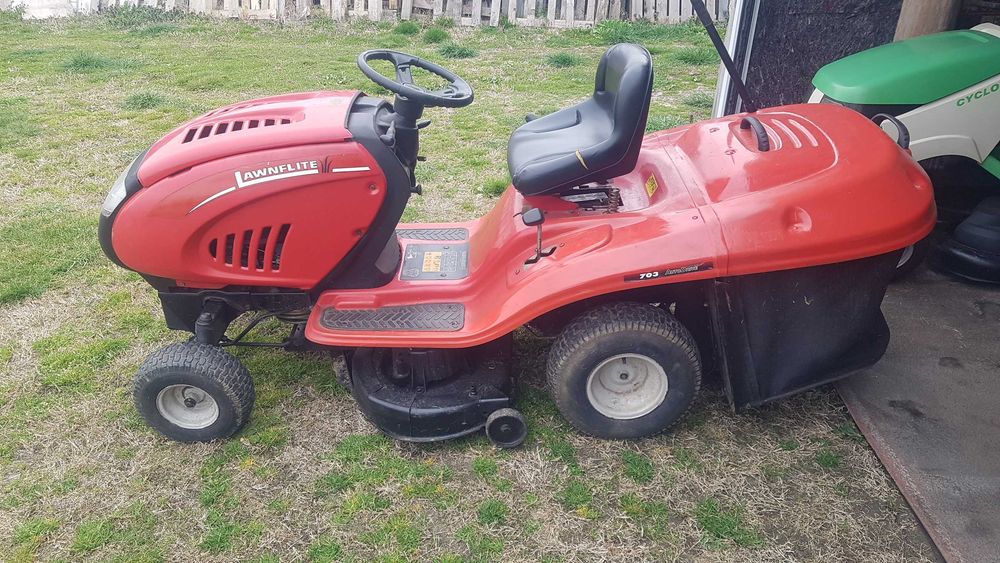тракторни косачки Husqwarna John DeereCub cadet MTD по договаряне