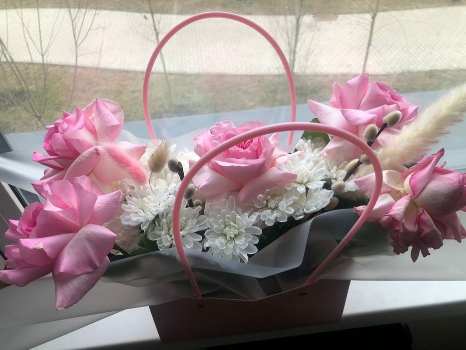 Продам свежий букет корзину