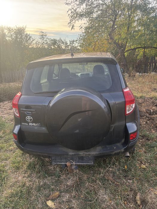 Toyota rav4 de piese