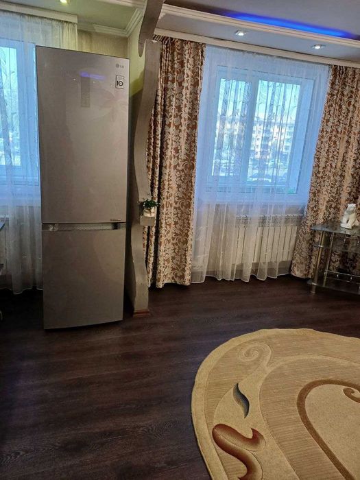 Сдам 2-комн. квартиру в центре. ПОСУТОЧНО.