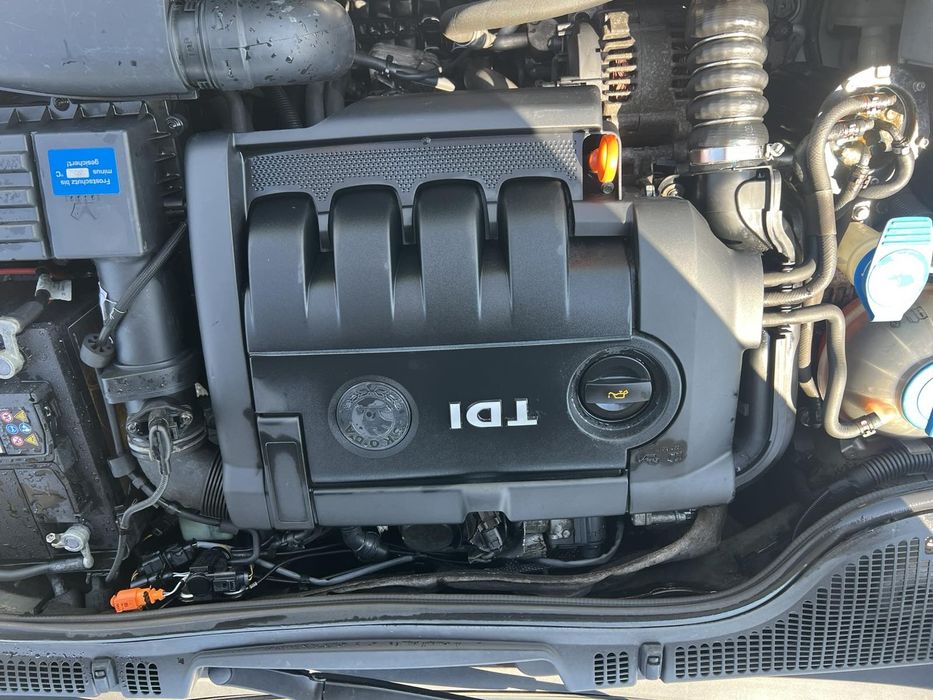 Skoda octavia BLS 1.9 105 ks  2008 g за части