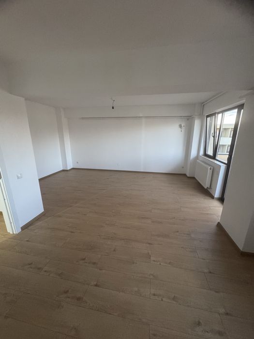 Garsoniera de vanzare!