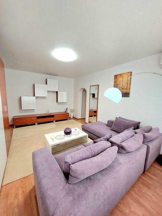 Apartament 68 mp utili