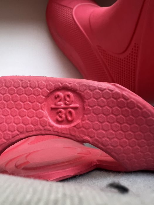 Новые детские сапожки