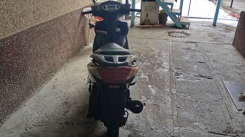 Skuter wasat ishi yoq