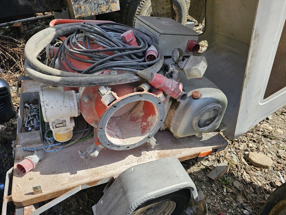 Silomat  машина за транспорт на прахообразни материали