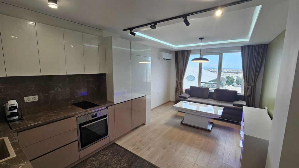 Дава се под наем Двустаен апартамент в Бургас, Славейков - 65 кв.м за 510 € - Снимка #12