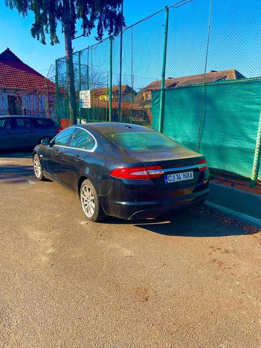 Vand urgent JAGUAR XF , an  2012