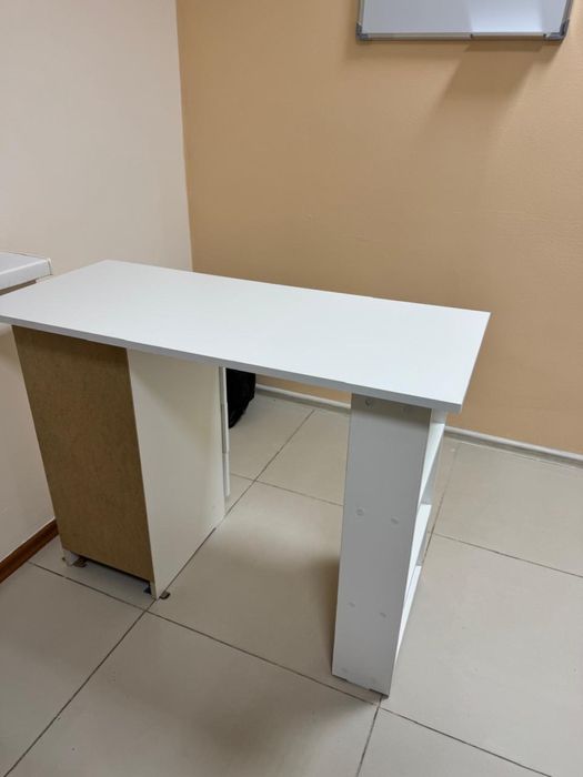 Детские парты со стульями