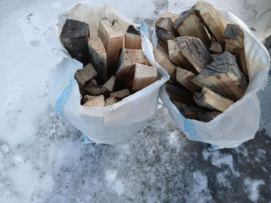Дрова в мешках 1000т