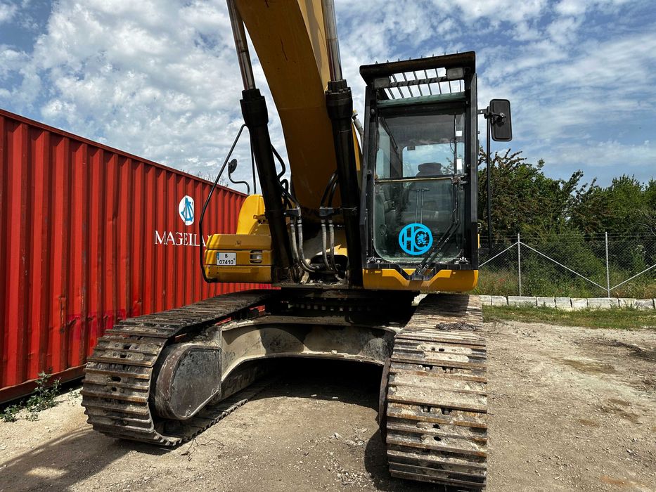 Верижен Багер CATERPILLAR  330DLN