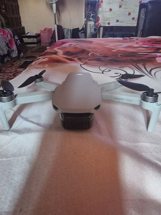 Drona mini distanta 3000m