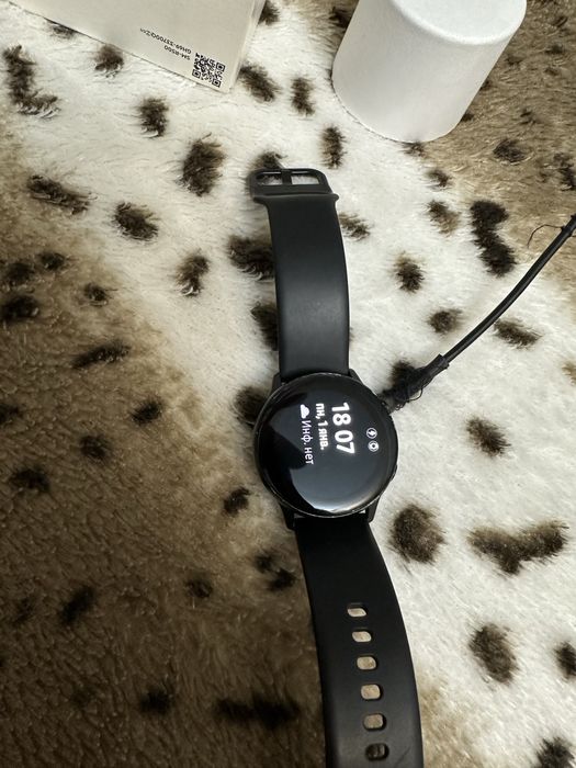 продам часы samsung в отличном состояние