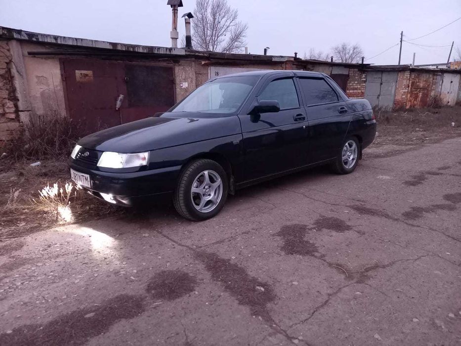 Продам автомобиль.