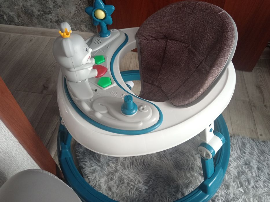 Продам новые ходунки