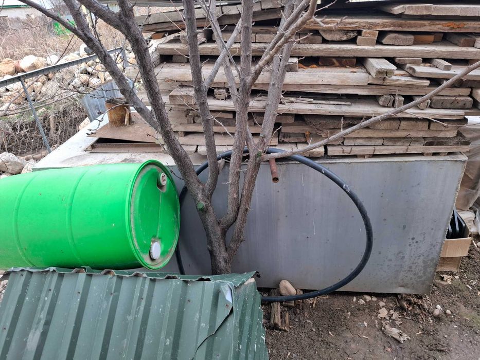 Бочка Емкость 2,5 куб Долан