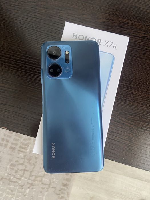 Продам телефон Honor X7a
