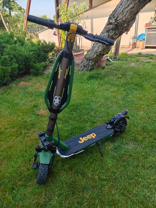 Trotinetă electrică Jeep Adventurer 2xe Adventurer – primul proprietar