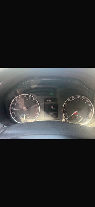 Vand Skoda Octavia 2 Facelift Laurin&Klement // 1.9 TDI masina personala 2009 luna 7 // 284.xxx KM masina intretinuta cu revizii si schimburi facute