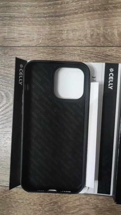 Husa de protectie Celly iPhone 15 Pro Max, cu MagSafe, rigid, Negru