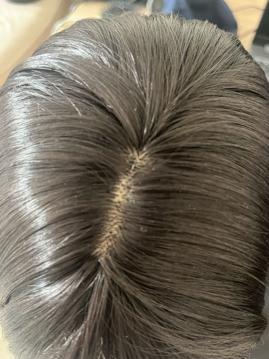 Парик продам срочно почти новый